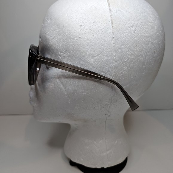 Freyrs, Women's Sophia Gray Sunglasses - Picture 4 of 10